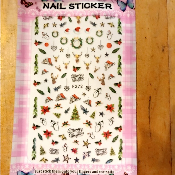 BRAND NEW CHRISTMAS NAIL BUNDLE - Picture 9 of 9